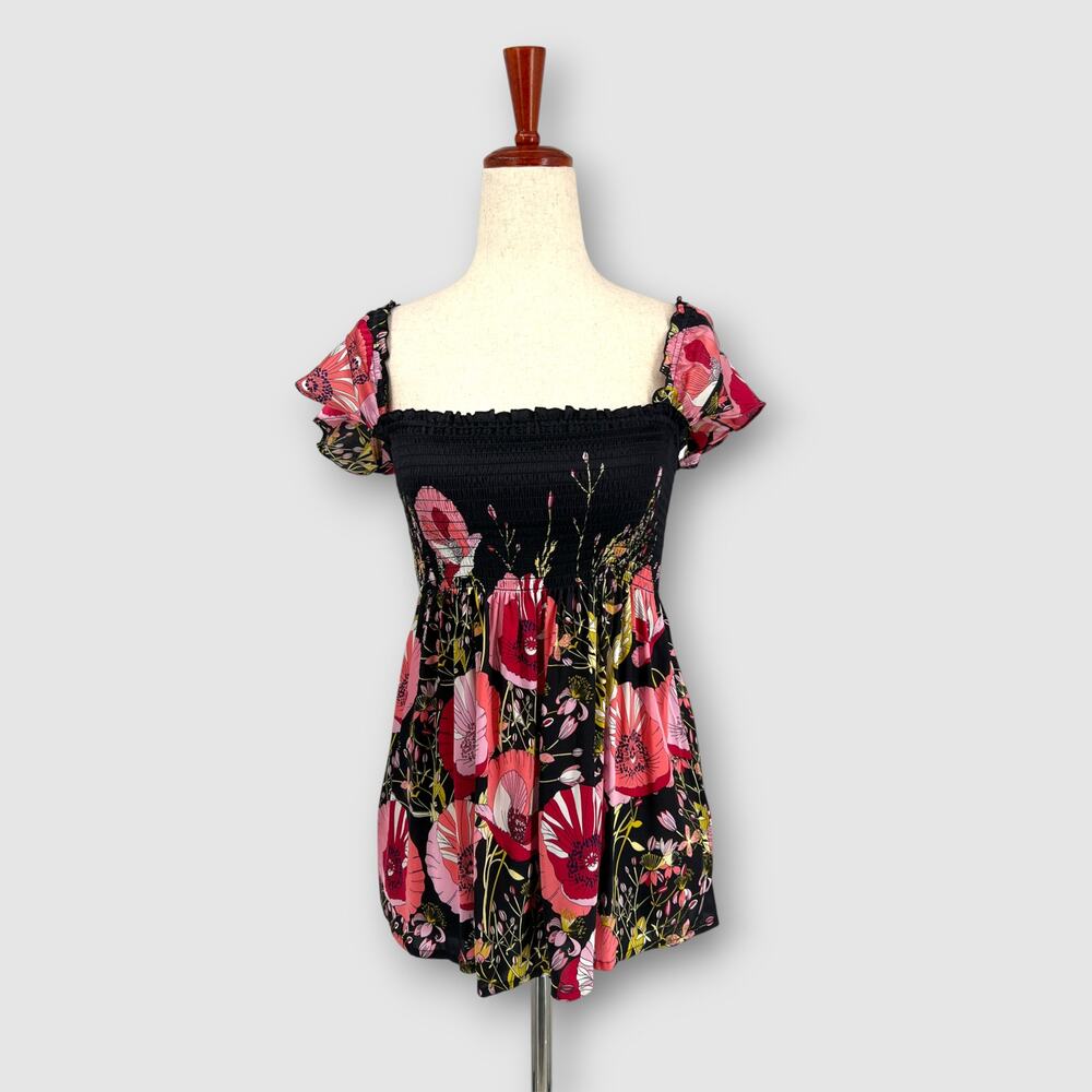 Y2k Vintage Guess 100% Silk Floral Smocked  Top Size XS